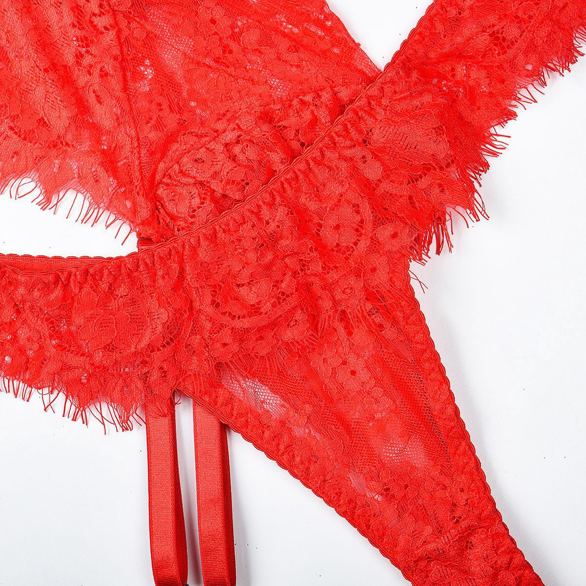 Komplet bielizny z ozdobną lamówką i luksusowym wykończeniem Domitilla