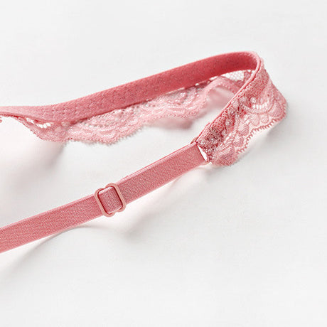 Komplet bielizny z usztywnianym biustonoszem z koronką Denisia