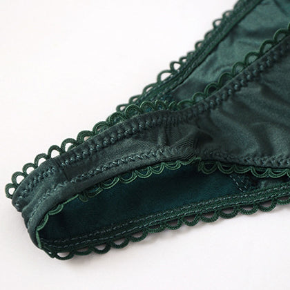 Stringi z koronkową gumką na co dzień Roswitha