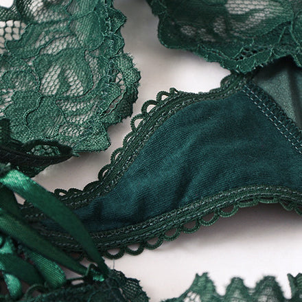 Stringi z koronkową gumką na co dzień Roswitha