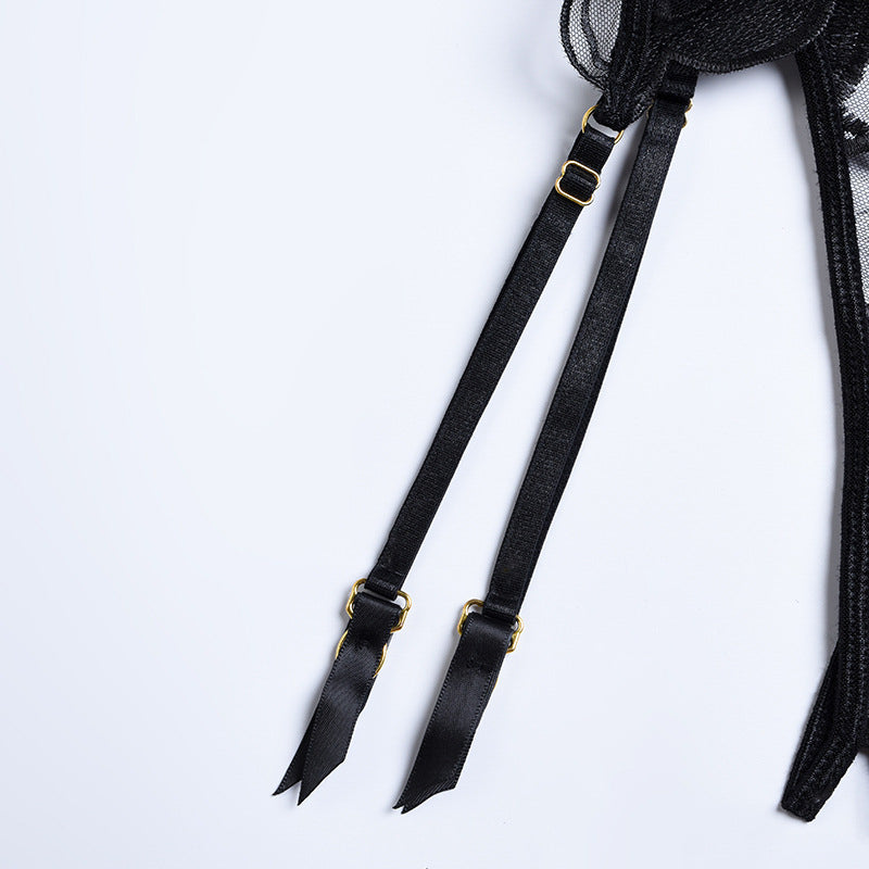 Haftowany komplet bielizny z regulowanymi ramiączkami Le