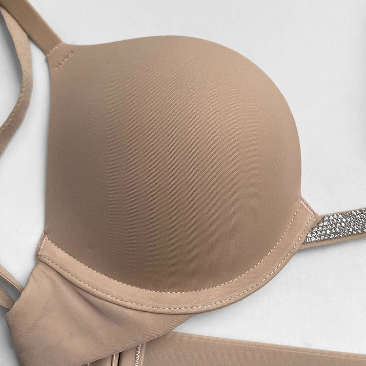 Biustonosz push-up modelujący z elastycznego materiału na co dzień i wyjątkowe okazje Nives