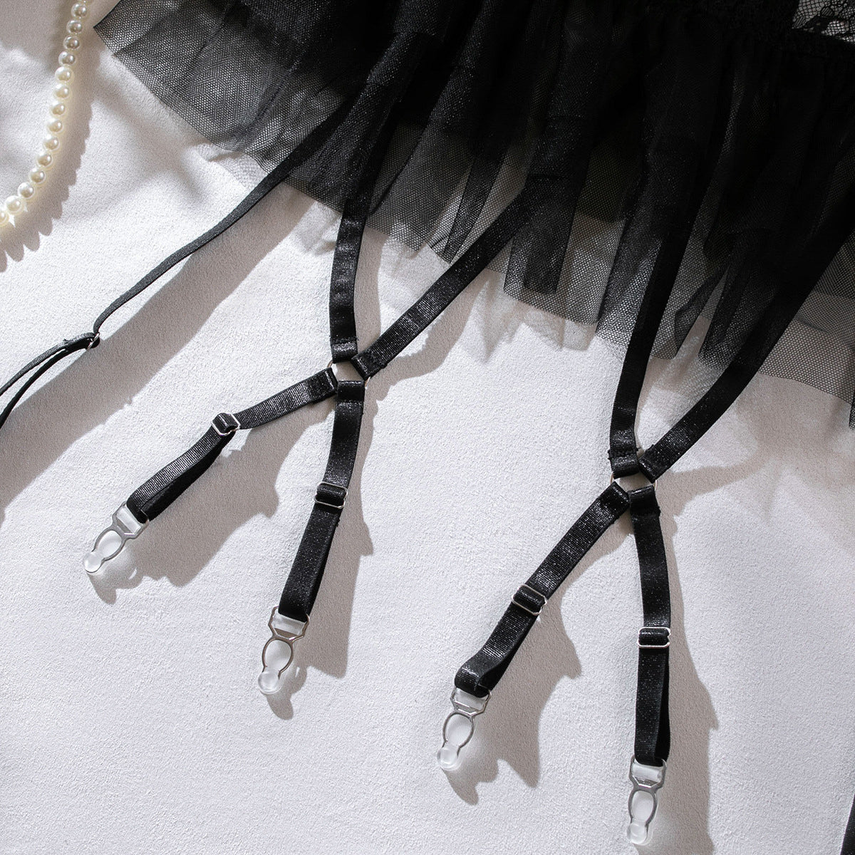 Komplet bielizny z tiulowym pasem i koronkowymi akcentami na wieczór Kaho