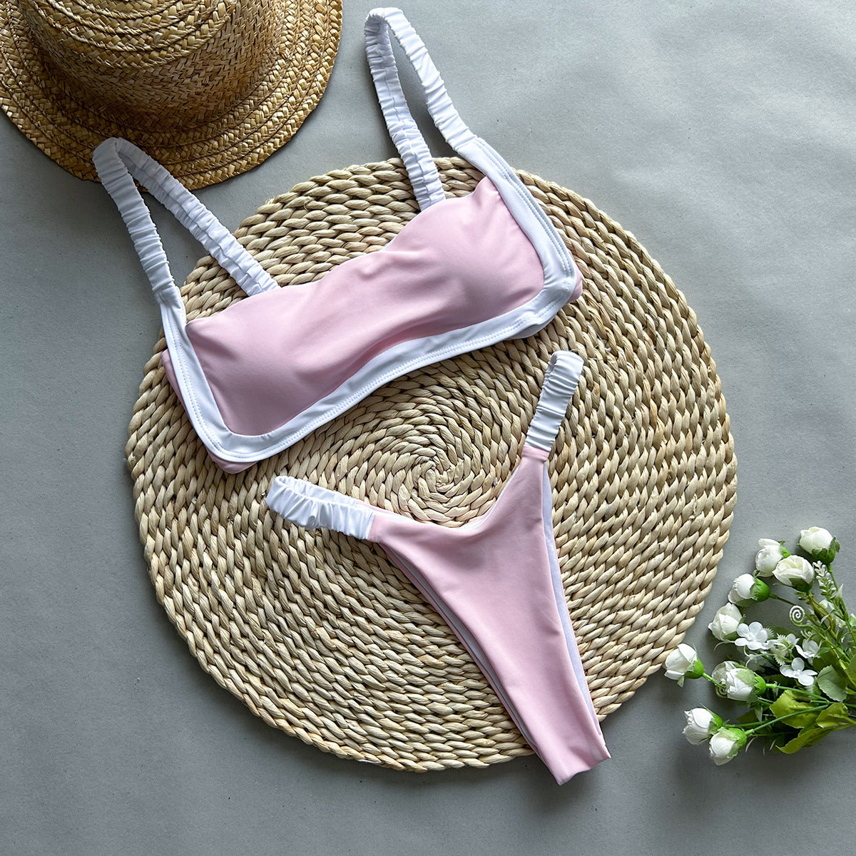 Strój kąpielowy z ozdobną lamówką na plażę Elidia Różowy