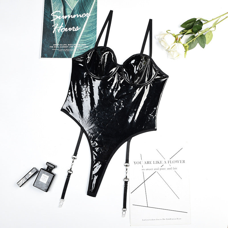 Body z pasem do pończoch na specjalne okazje Odharnait Czarny