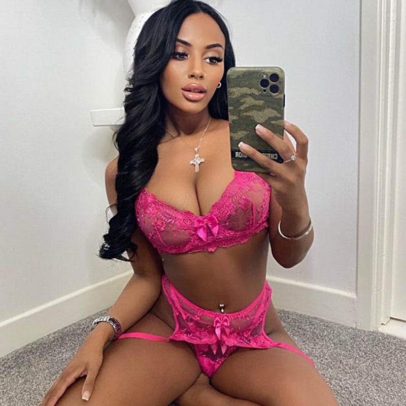 Komplet bielizny z haftem na specjalne okazje Ruxandra