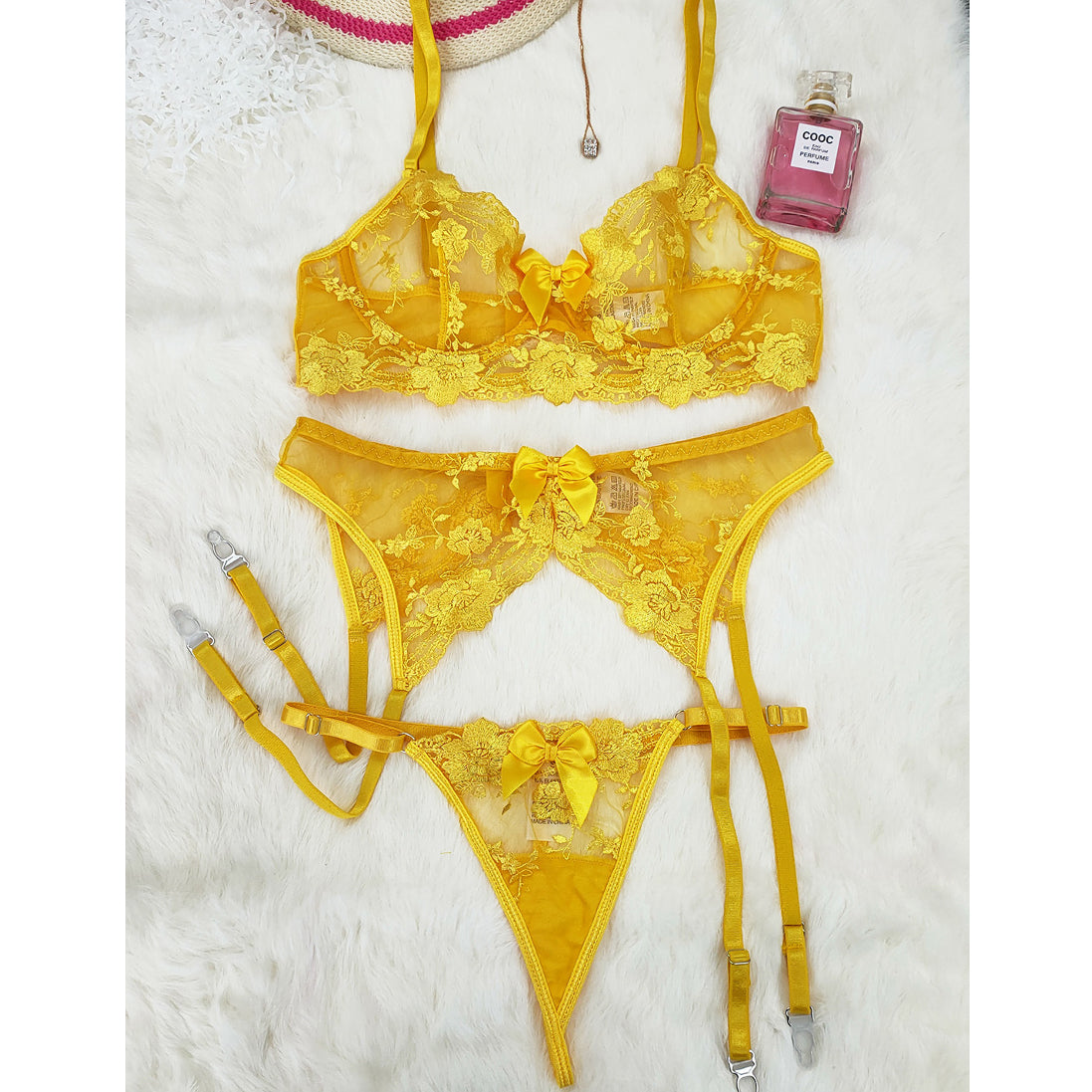 Komplet bielizny z haftem na specjalne okazje Ruxandra Żółty