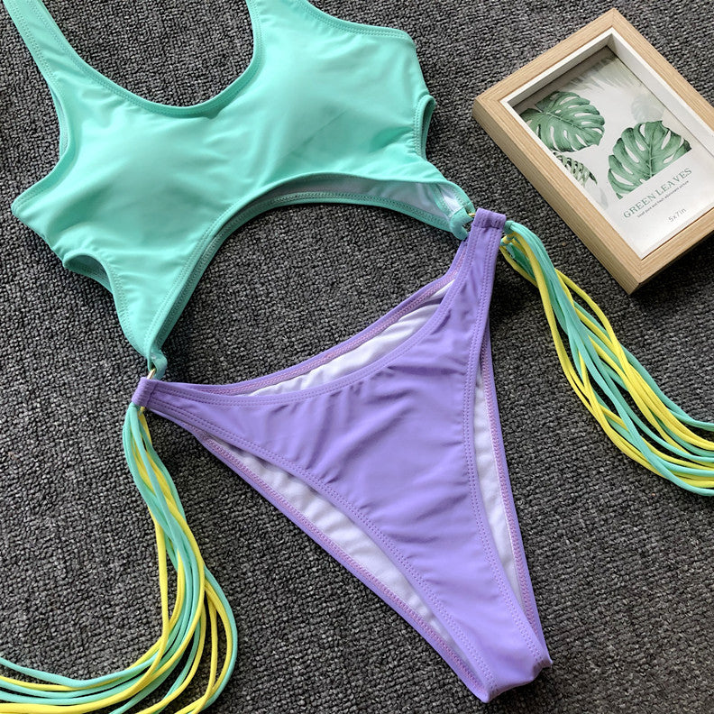 Strój kąpielowy z wycięciami i frędzlami na plażę i basen Helfriede