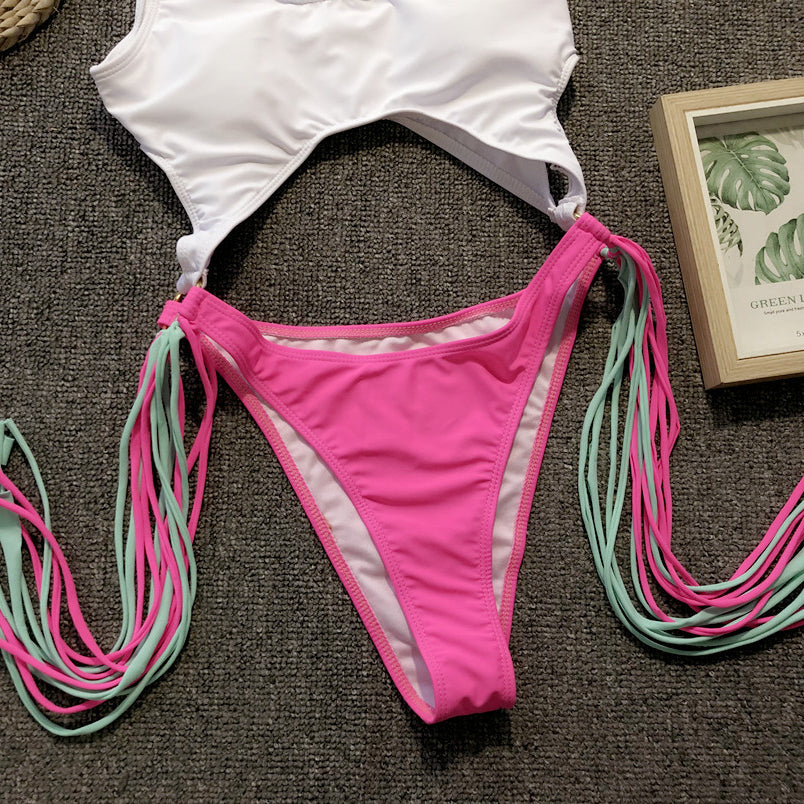 Strój kąpielowy z wycięciami i frędzlami na plażę i basen Helfriede