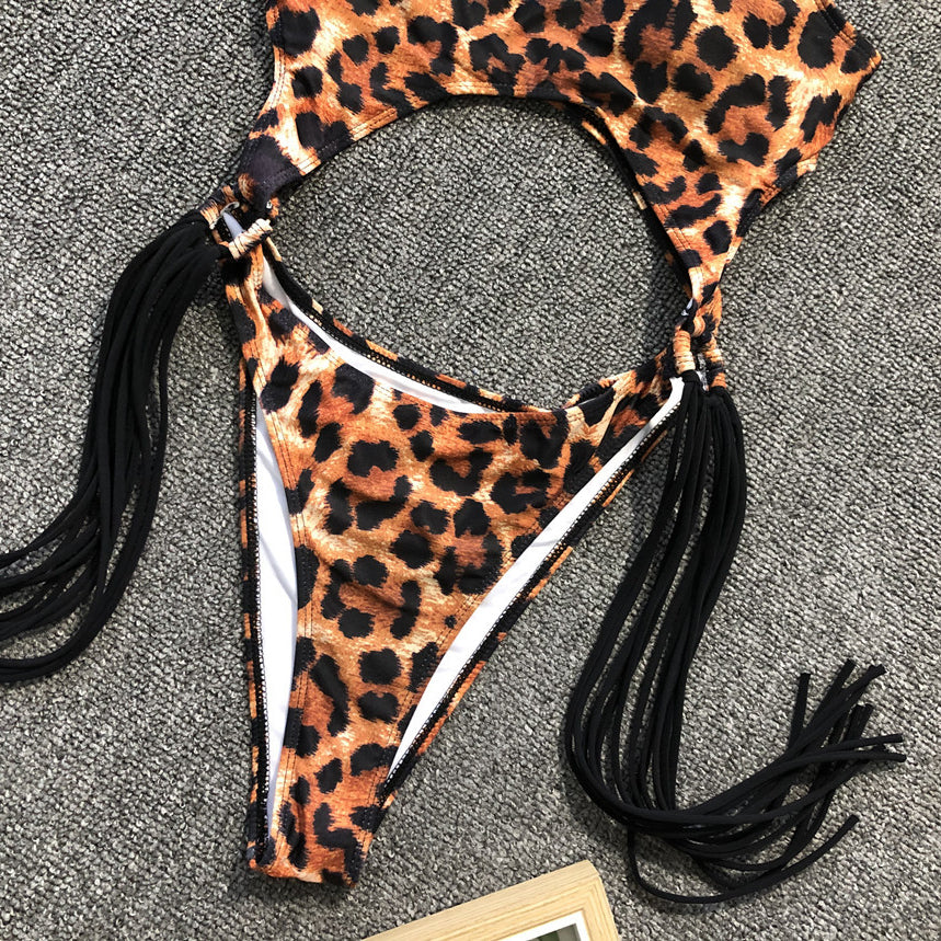 Strój kąpielowy z wycięciami i frędzlami na plażę i basen Helfriede