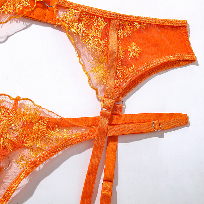 Komplet bielizny z delikatnych materiałów na romantyczne wieczory Katyusha