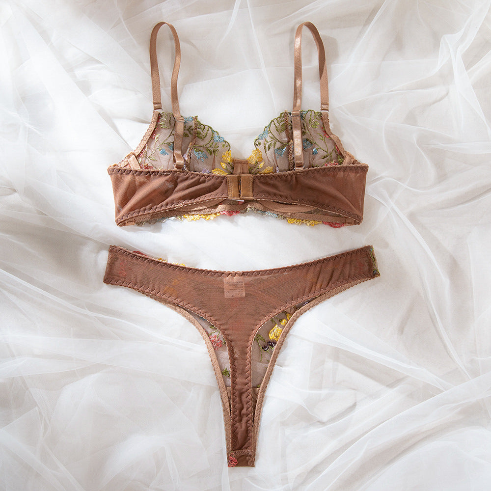 Zestaw bielizny z haftem elegancki i wygodny Wibekke