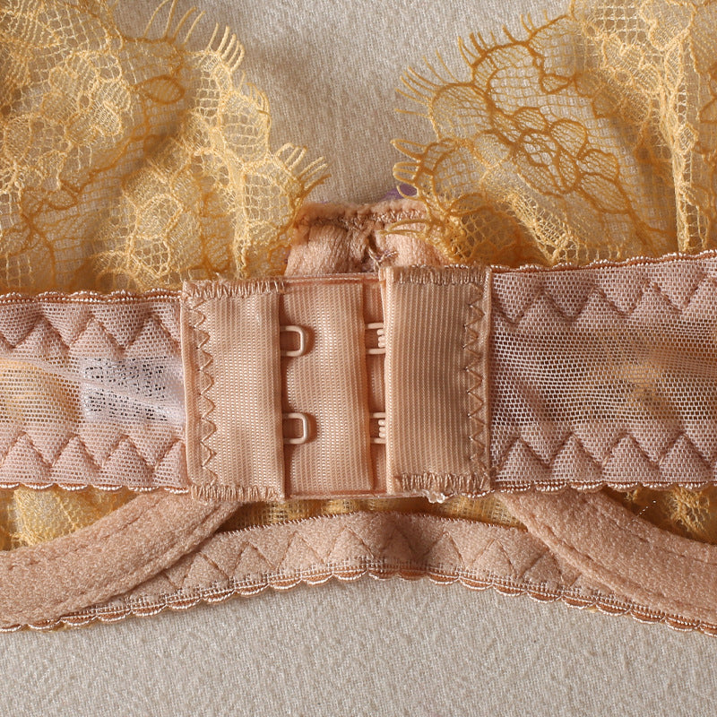 Zestaw bielizny koronkowej z ozdobnymi detalami na wieczór Kenneth