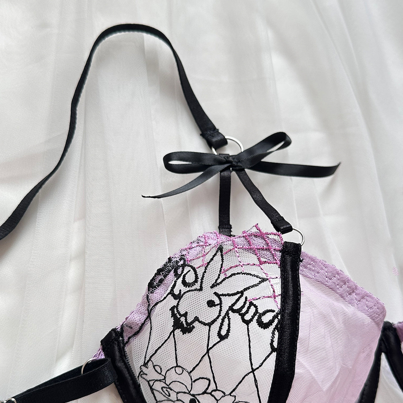 Komplet koronkowej bielizny na romantyczne wieczory Betsie