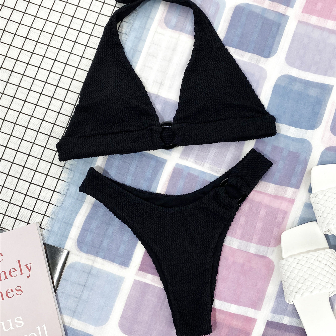 Bikini z okrągłym dekoltem na plażę i basen Kary Czarny