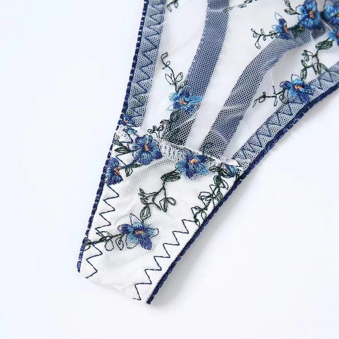 Komplet bielizny koronkowej na romantyczne wieczory Rosaura