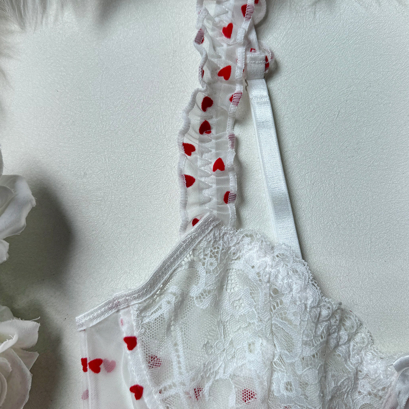 Biustonosz push-up z kompletem na specjalne okazje Chastity