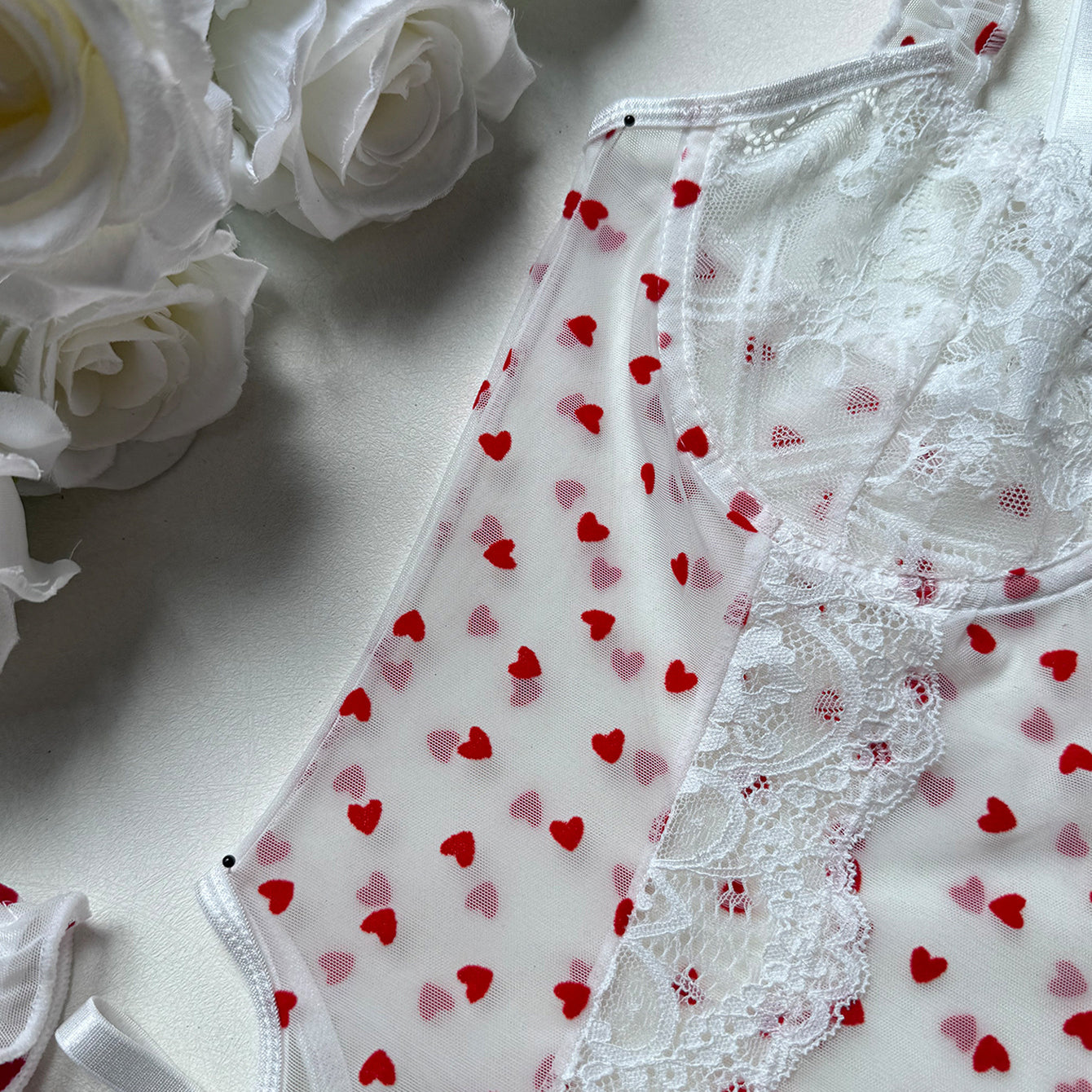 Biustonosz push-up z kompletem na specjalne okazje Chastity