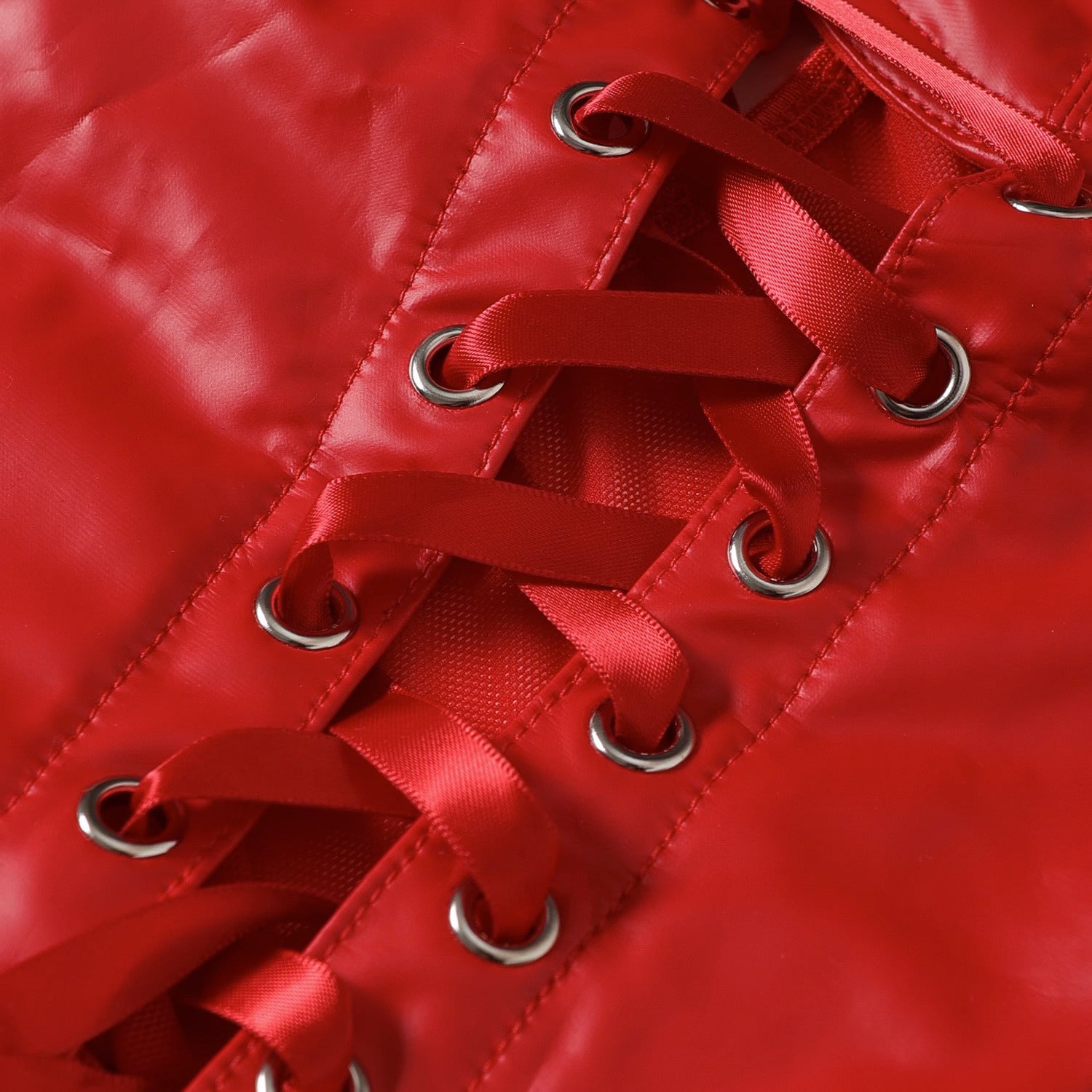 Body z usztywnianymi miseczkami na romantyczne wieczory Guerina