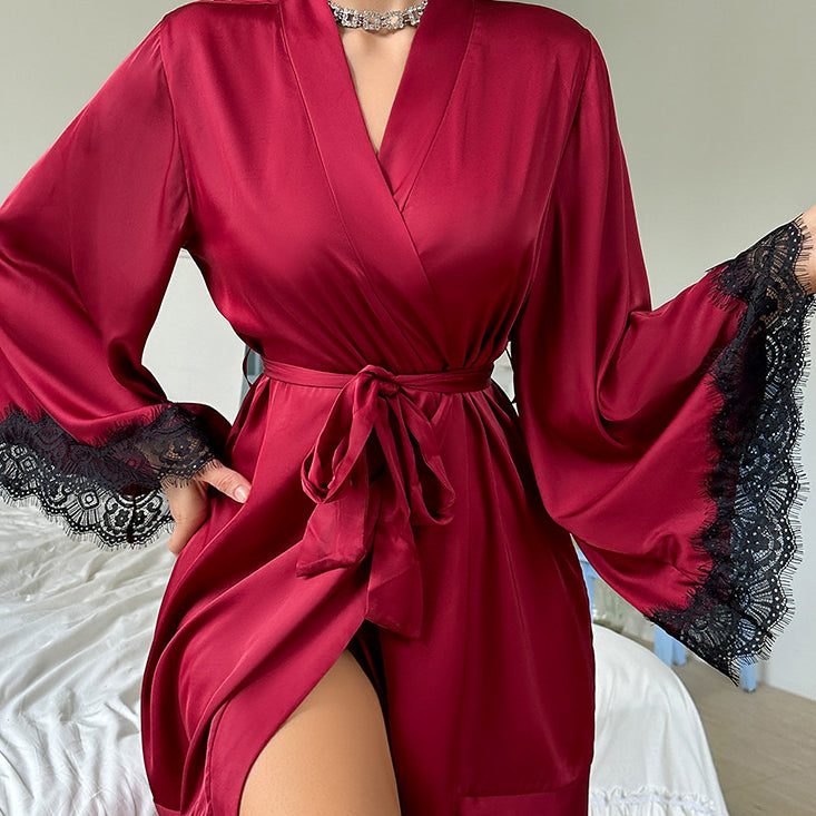 Szlafrok z szerokimi rękawami z miękkiego materiału na relaks w domu Nicolina