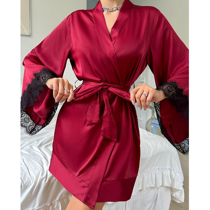 Szlafrok z szerokimi rękawami z miękkiego materiału na relaks w domu Nicolina Bordowy