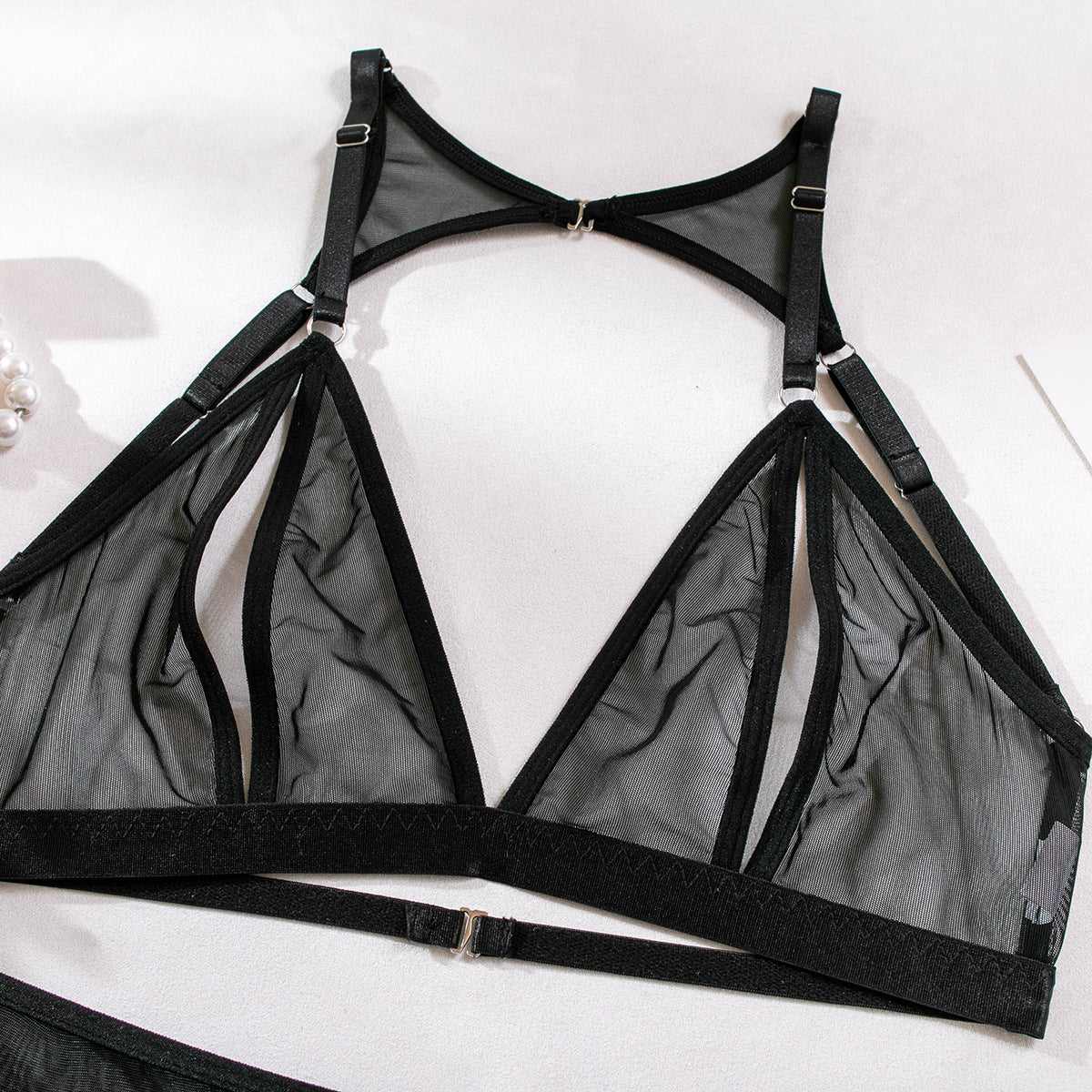 Komplet bielizny z wycięciami na romantyczne wieczory Bristol