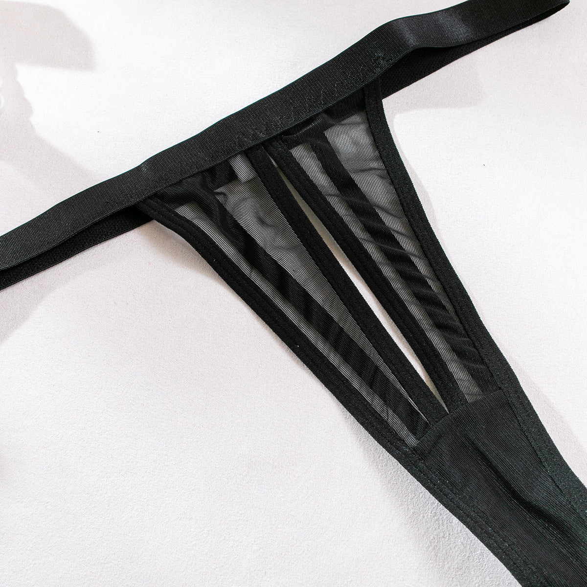 Komplet bielizny z wycięciami na romantyczne wieczory Bristol