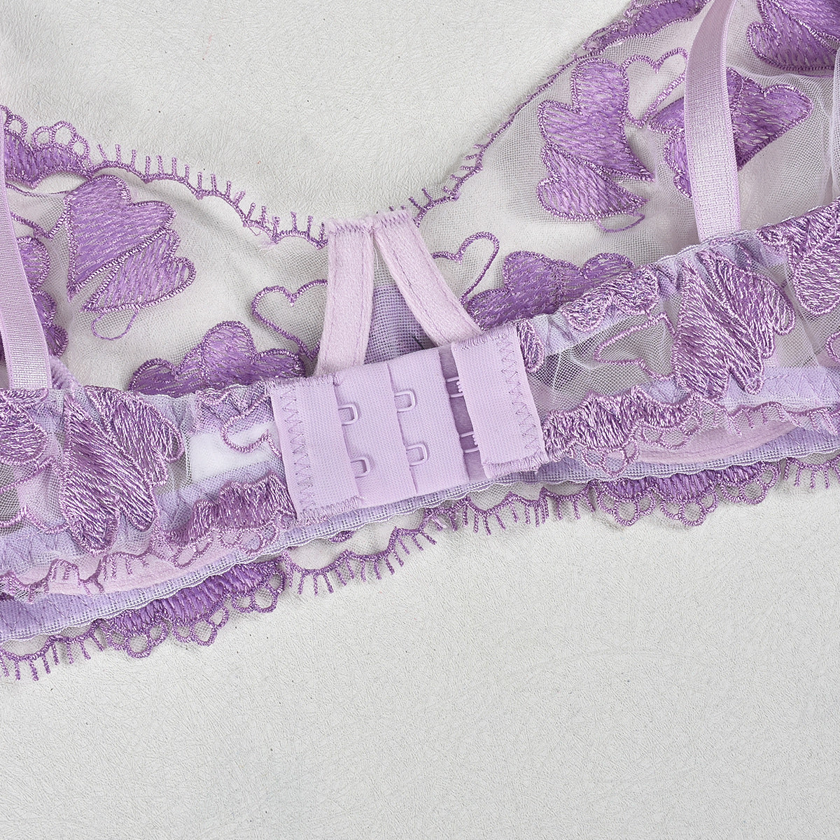 Komplet bielizny koronkowej z haftem na romantyczne wieczory Cristen