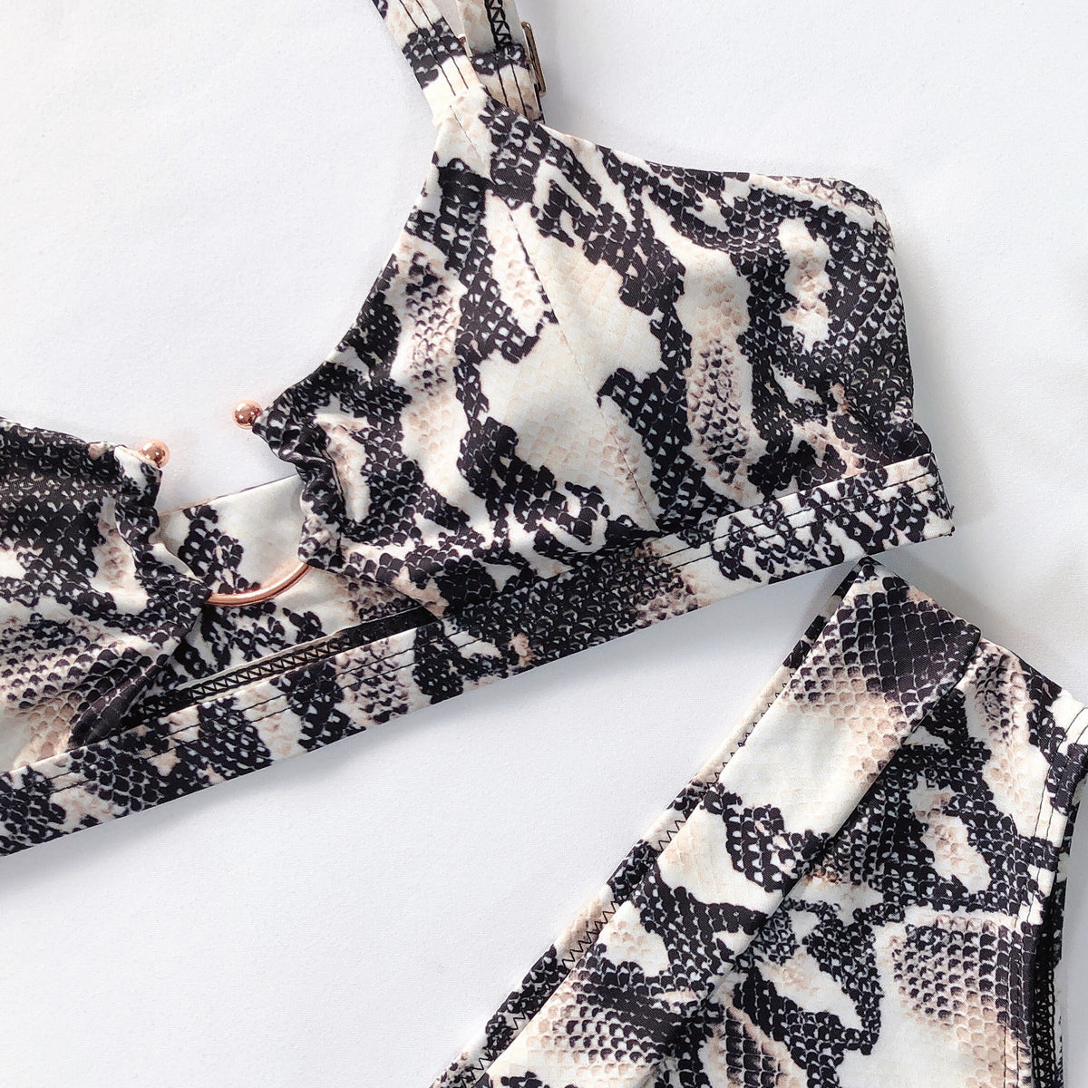 Strój kąpielowy dwuczęściowy z ozdobnym kółkiem na lato Antra