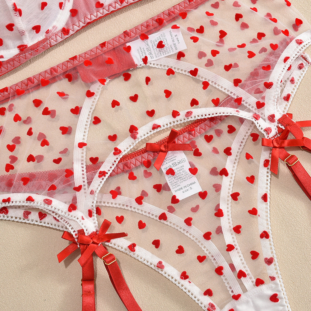 Komplet bielizny z figami i miseczkami na romantyczne okazje Hana