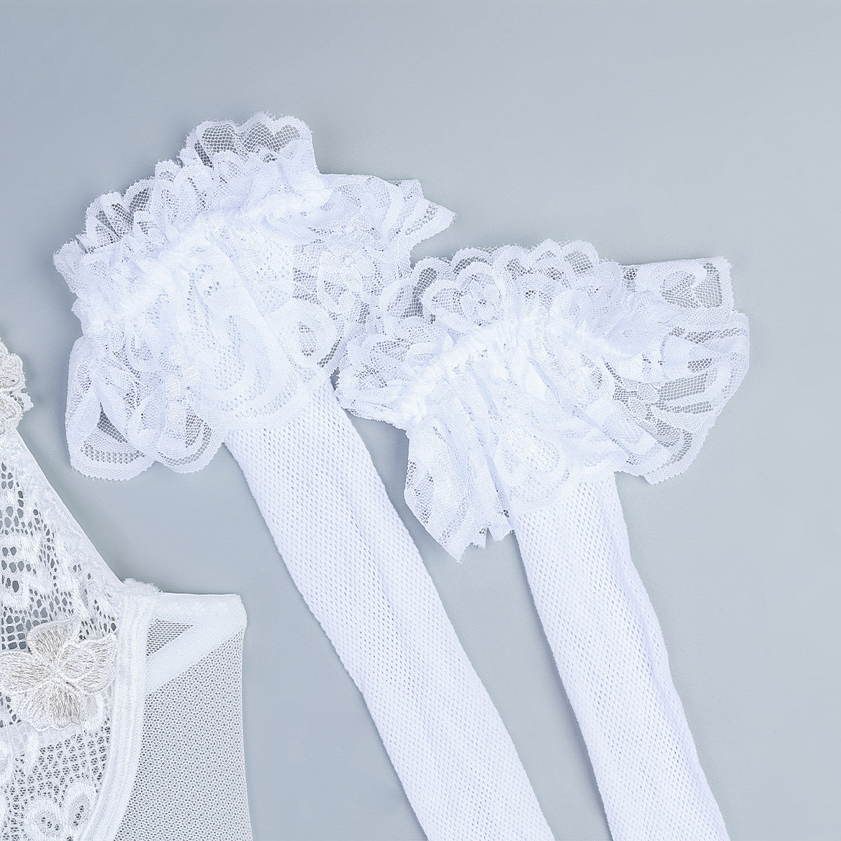 Komplet bielizny z haftem na specjalne okazje Lavone