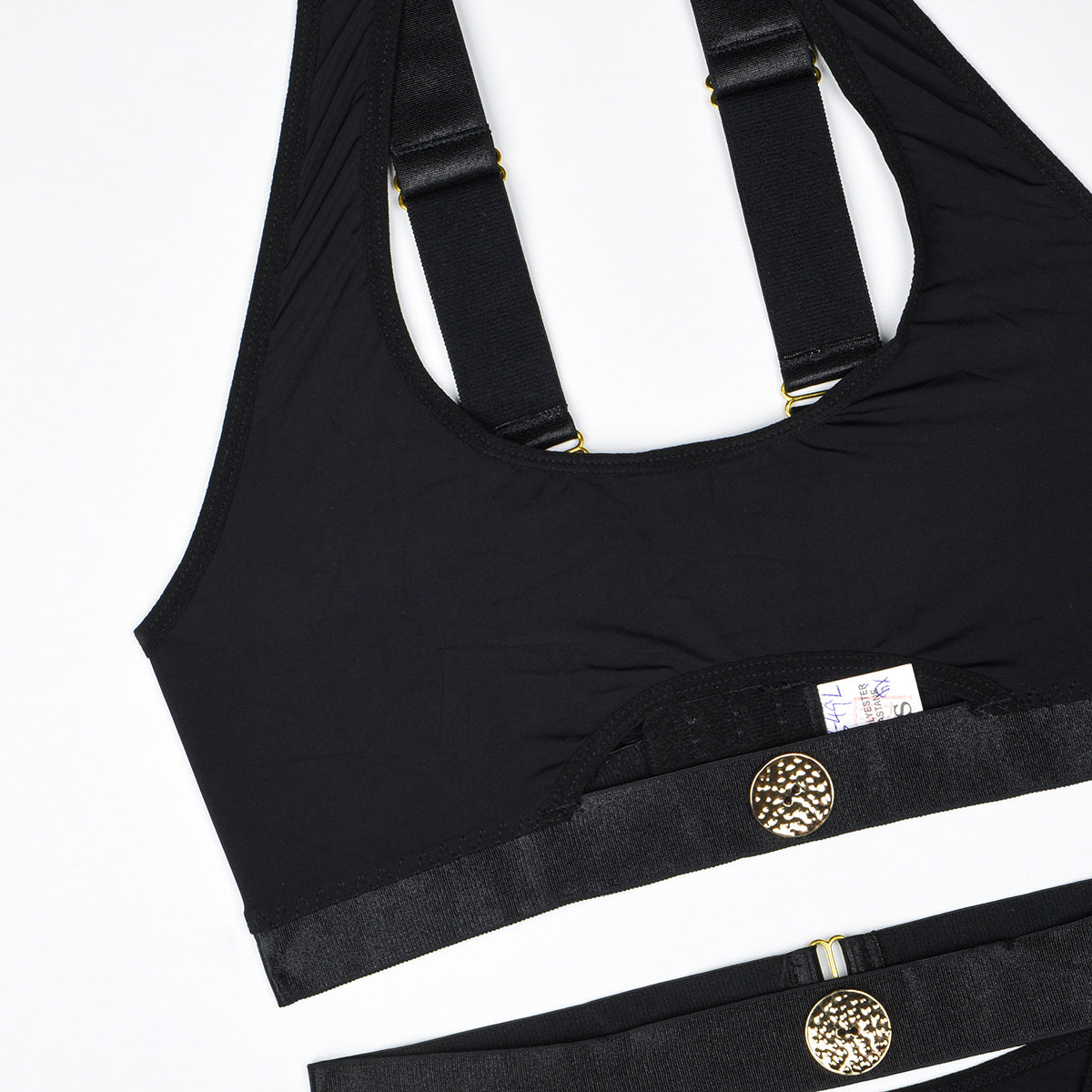 Komplet bielizny z wycięciami i ozdobnymi zapięciami Gustine