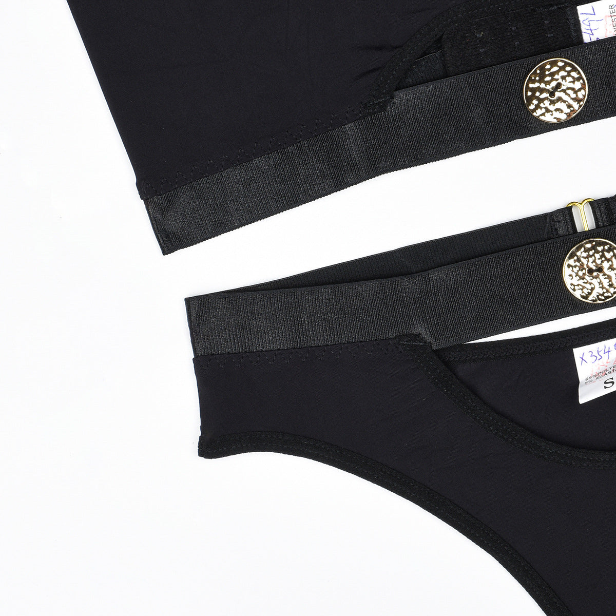 Komplet bielizny z wycięciami i ozdobnymi zapięciami Gustine