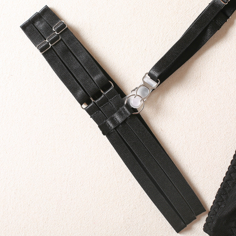 Komplet bielizny z siateczki z regulowanymi ramiączkami Gohar