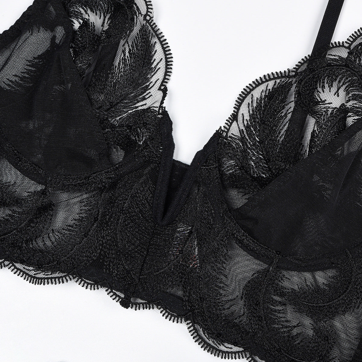 Komplet bielizny z haftowanego tiulu na specjalne okazje Namsoon