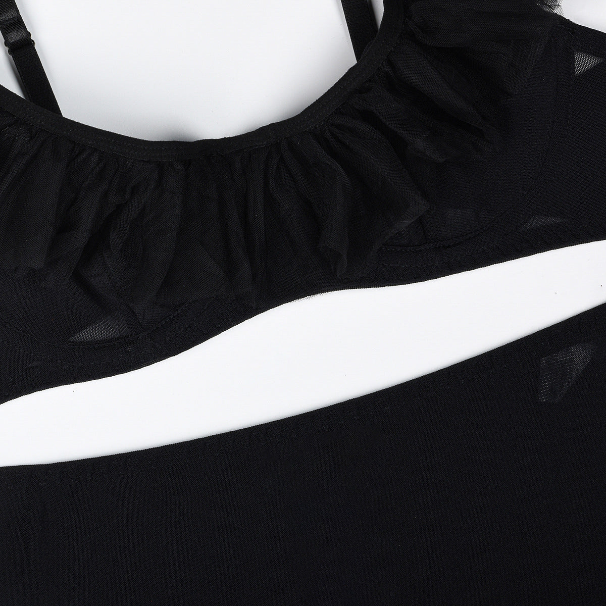 Komplet bielizny nocnej z falbankami na specjalne okazje Nechama