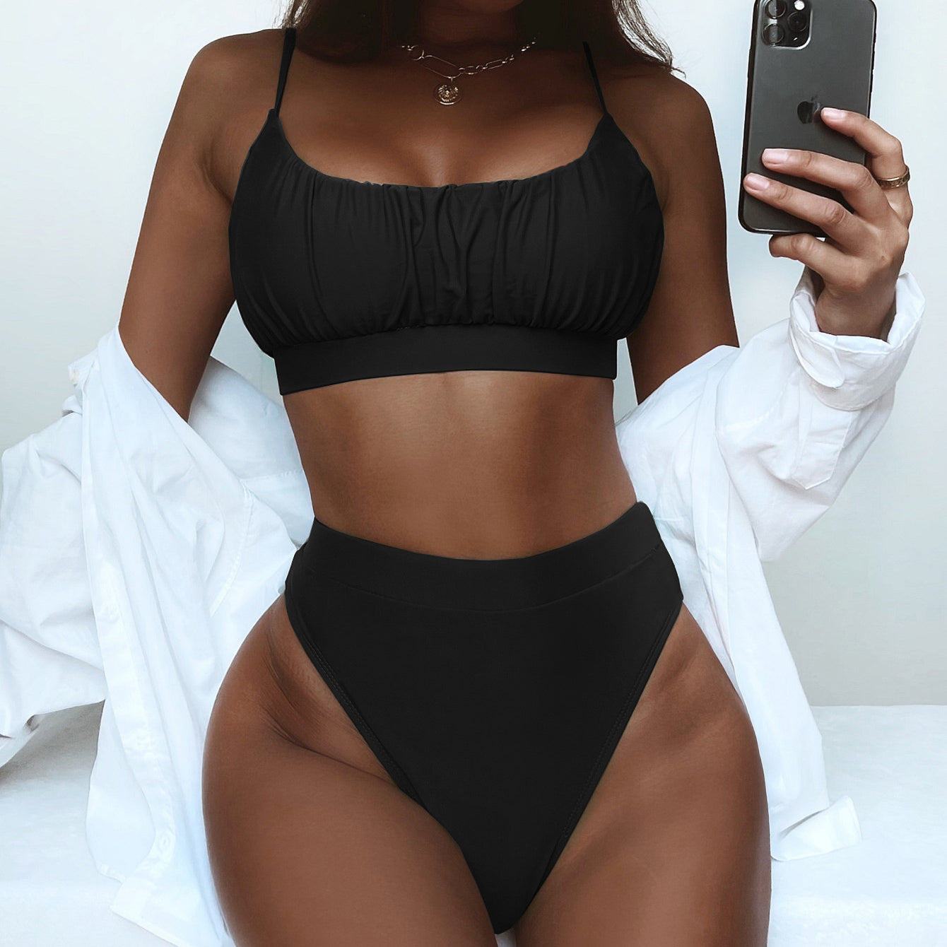 Strój kąpielowy zabudowany z marszczonym topem na plażę i basen Xochitl