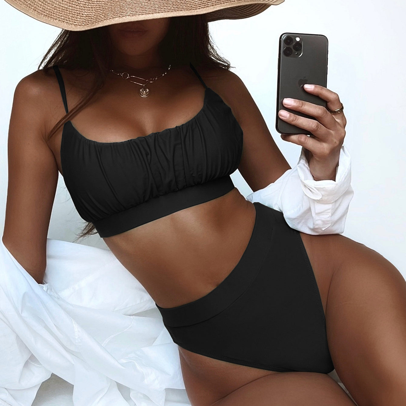 Strój kąpielowy zabudowany z marszczonym topem na plażę i basen Xochitl