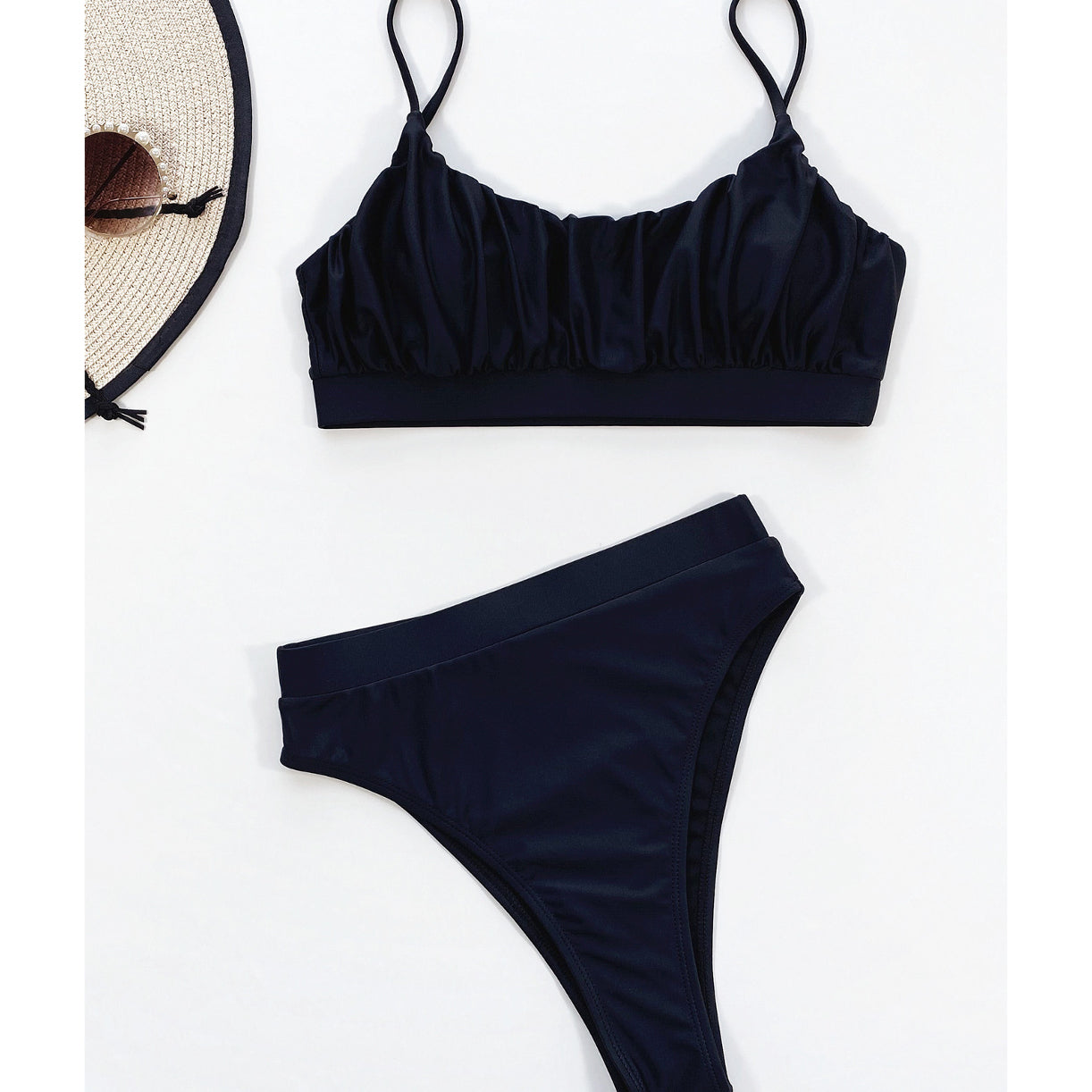 Strój kąpielowy zabudowany z marszczonym topem na plażę i basen Xochitl Czarny