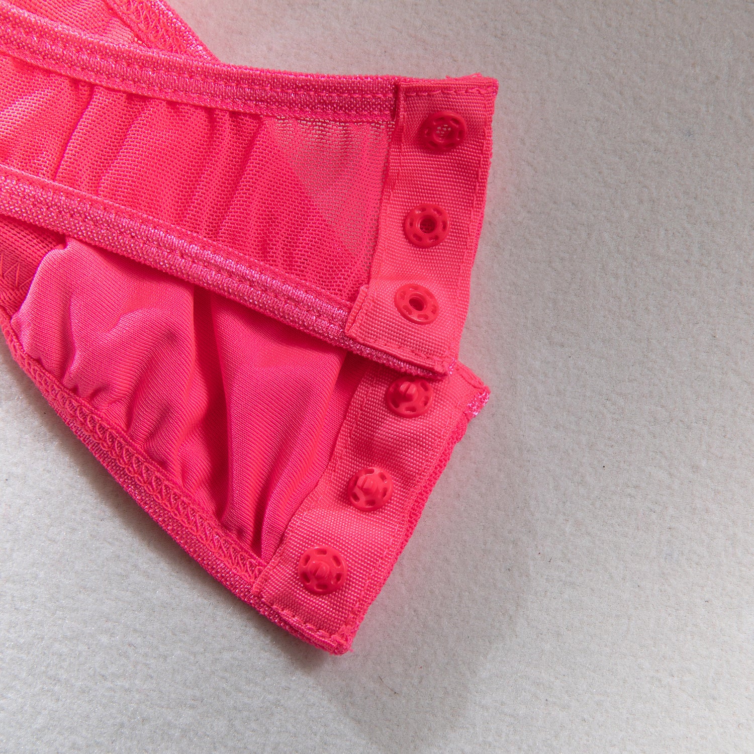 Body z łańcuszkiem eleganckie na wyjątkowe okazje Folline