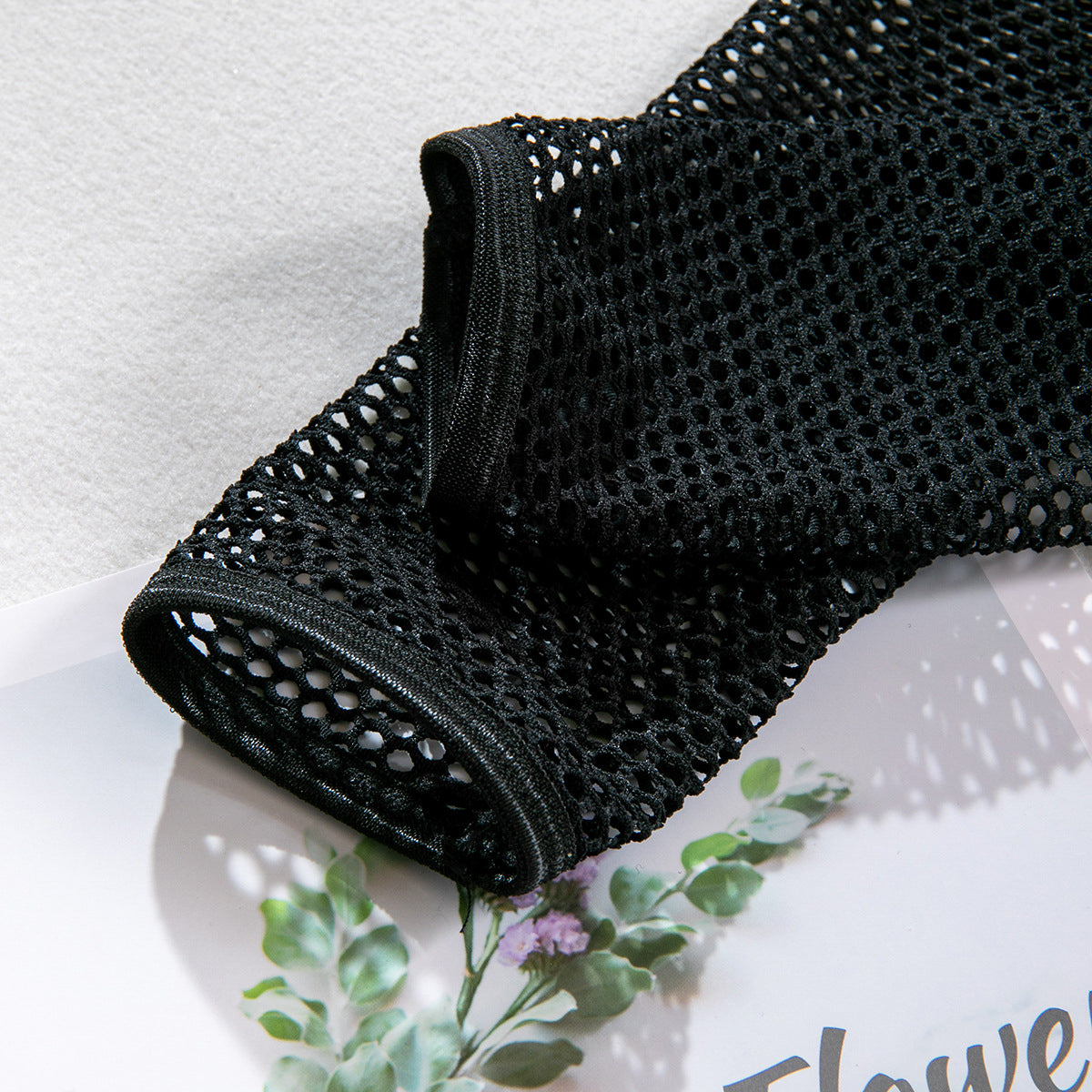 Komplet bieliźniany z narzutką i crop topem siateczkowy na wieczór Jorien