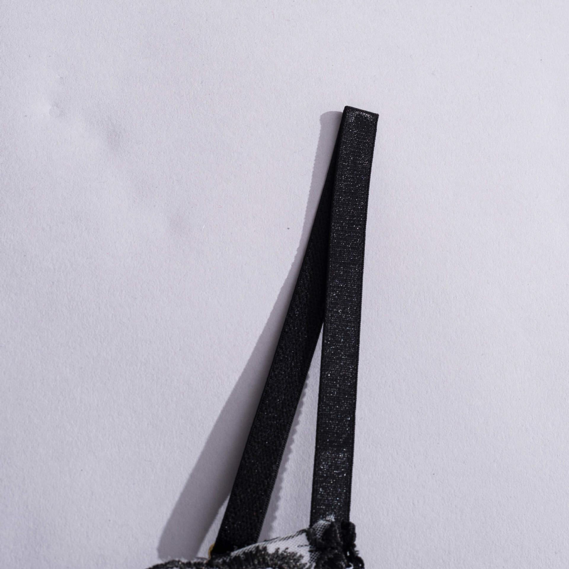 Komplet bielizny z koronkowym wykończeniem na romantyczne wieczory Theresa