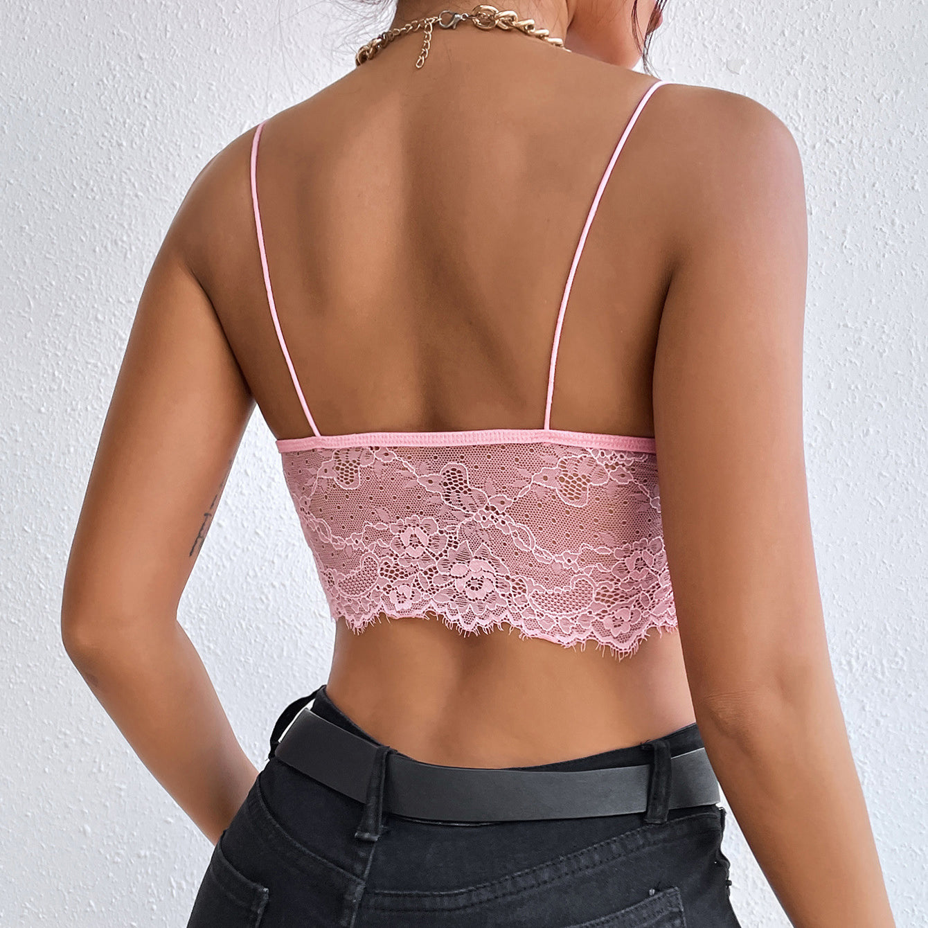 Biustonosz koronkowy bez fiszbin z kokardkami Hayriye