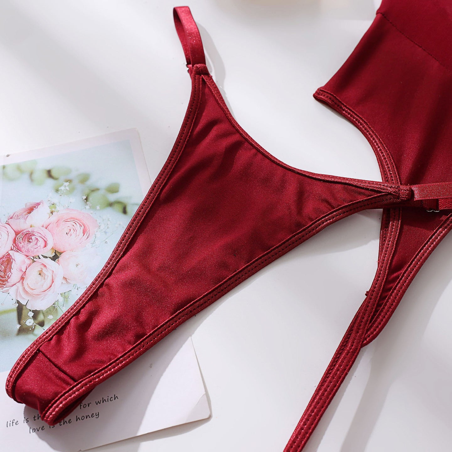 Body z prześwitującego materiału na romantyczny wieczór Rosalynne