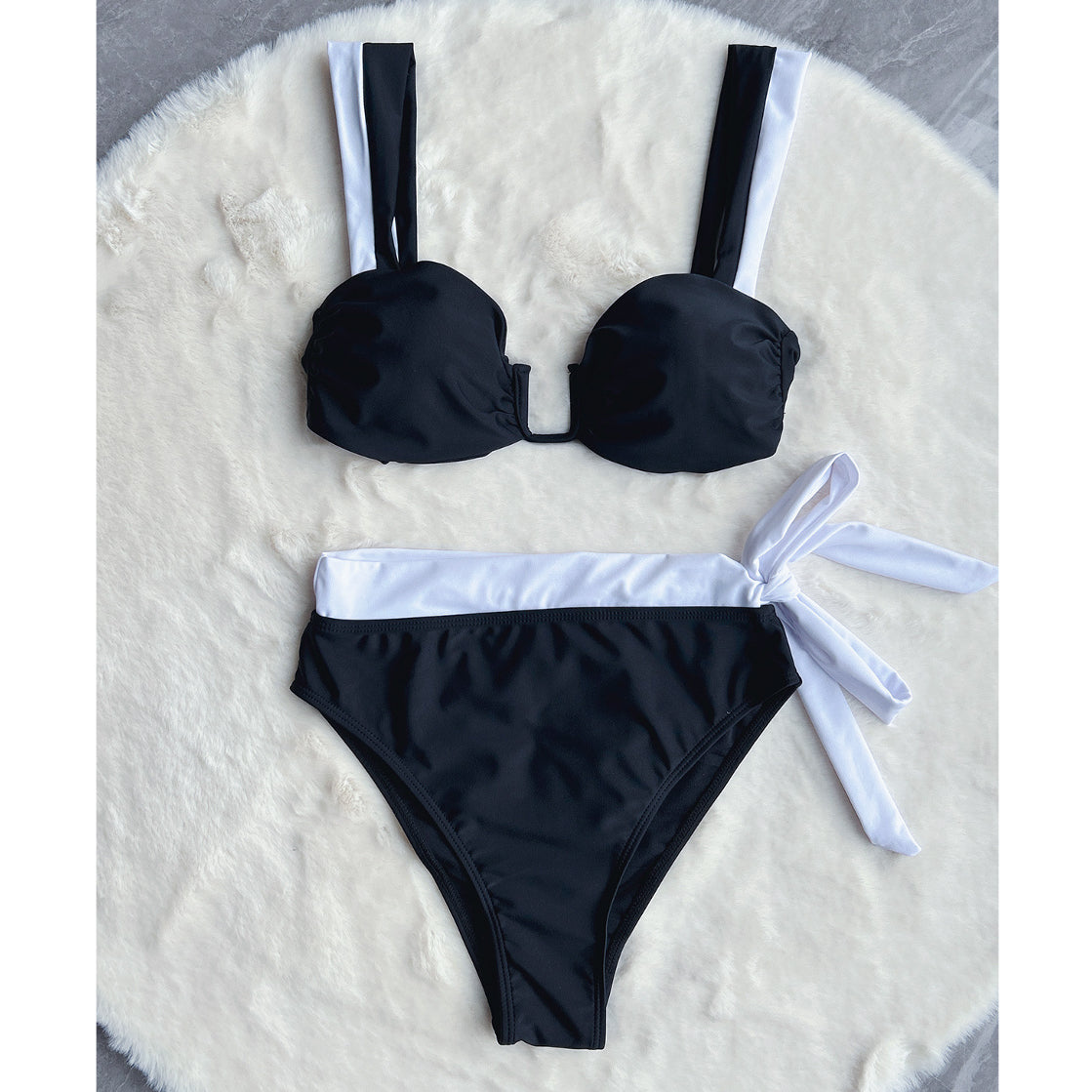 Strój kąpielowy dwuczęściowy z wiązaniem na plażę Ching Czarny