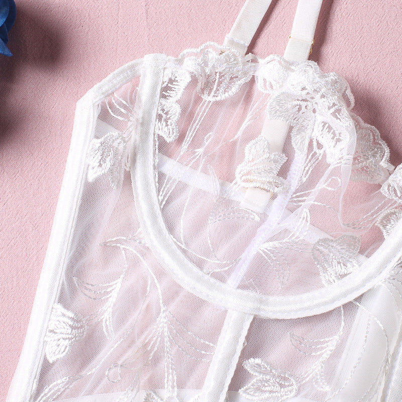 Komplet bielizny z gorsetowym biustonoszem i koronkowymi detalami Sinela