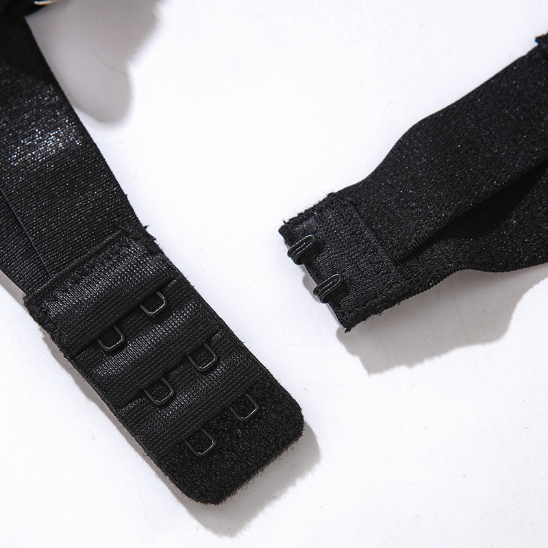 Body z elastycznym materiałem i szerokimi pasami na wieczorne wyjścia Calida