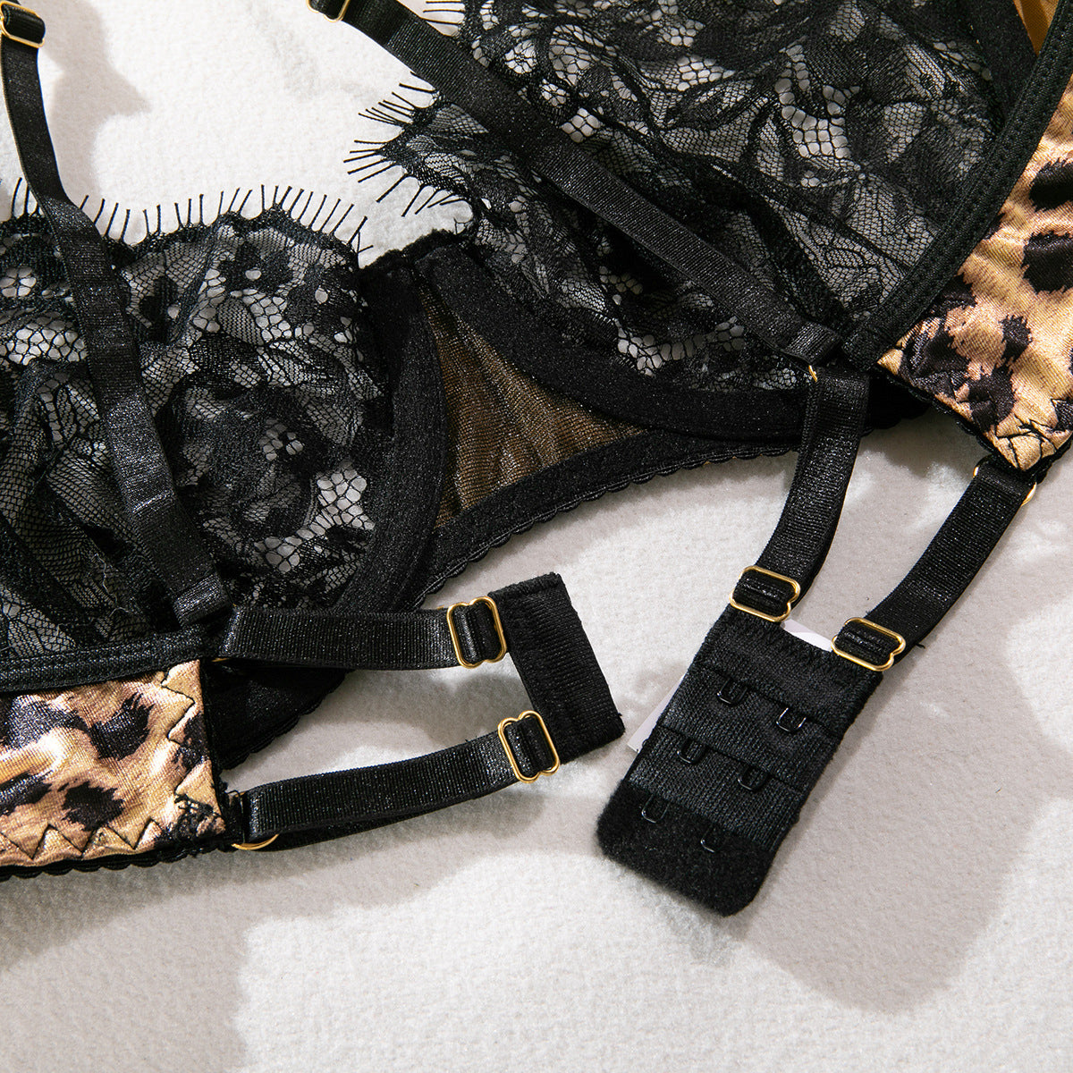 komplet bielizny z koronką na specjalne okazje Stanislova