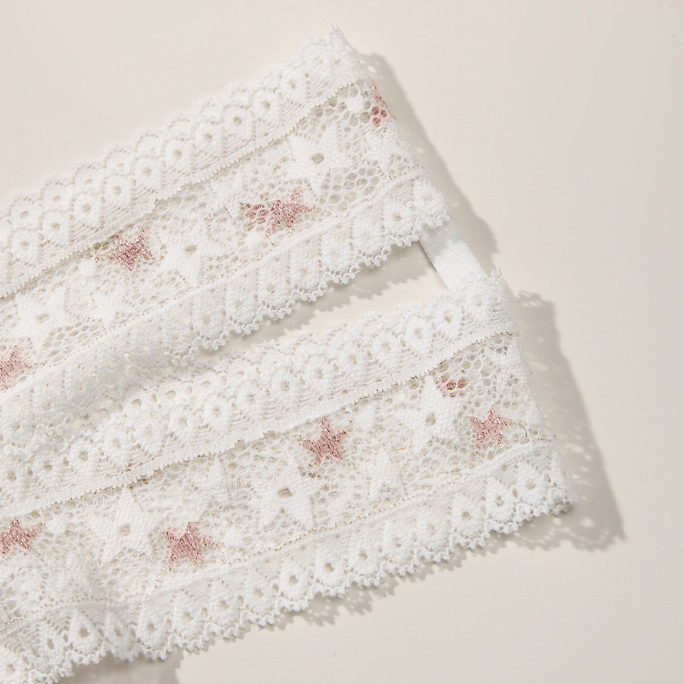 Koronkowe majtki z podwójną gumką dla optymalnego wsparcia Hrissoula