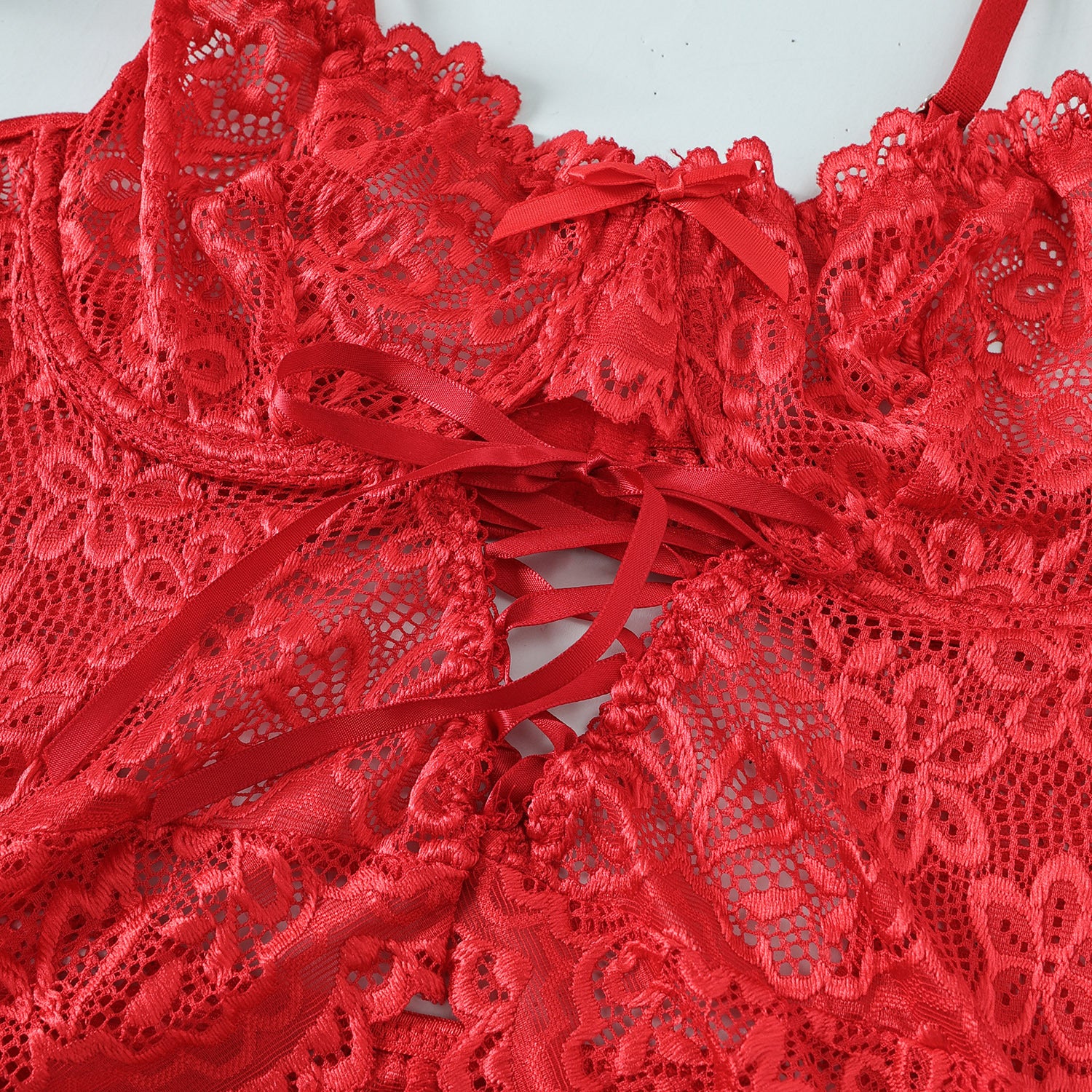 Gorsetowy zestaw bielizny z delikatnych materiałów Zephirine